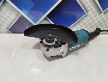 Шлифмашина угловая Makita GA 9082  (б/у)