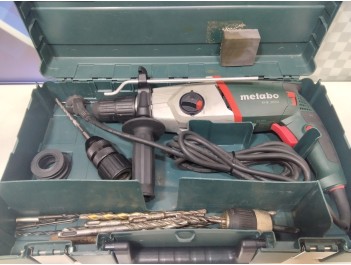 Перфоратор Metabo KHE 2650  (б/у)