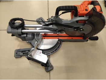Пила торцовочная Black&Decker BES 700 (б/у)