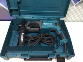 Перфоратор Makita HR 2470 