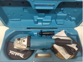 Шлифмашина угловая Makita GA 9020 SF (б/у)