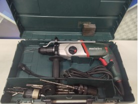 Перфоратор Metabo KHE 2650  (б/у)