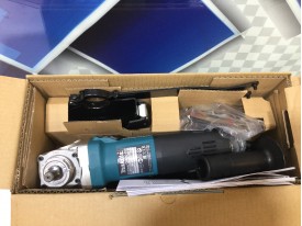  Угловая шлифмашина Makita GA 5040 C