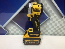 Винтоверт ударный DeWalt DCF 850