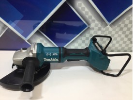 Шлифмашина угловая Makita DGA 900