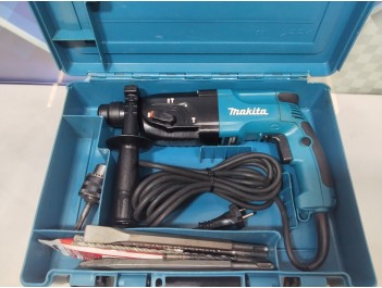 Перфоратор Makita HR 2450  (б/у)