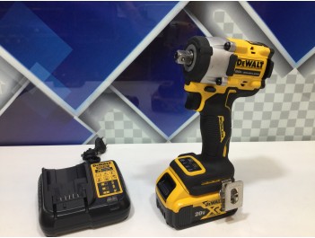 Гайковерт ударный DeWalt DCF 922