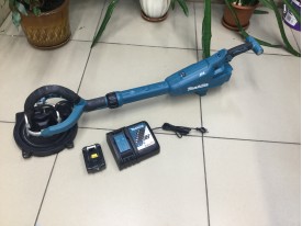 Шлифмашина по бетону(жираф)  Makita DSL800