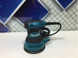 Шлифмашина эксцентриковая Makita BO 5030