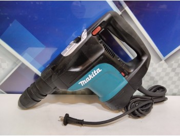 Перфоратор  Makita HR 4501 C