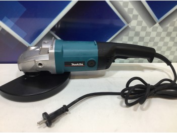 Шлифмашина угловая Makita 9069 