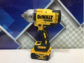 Гайковерт ударный DeWalt DCF 900