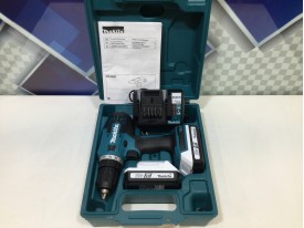 Шуруповерт Makita DF 488 D