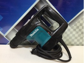 Перфоратор Makita HR 3200 C 