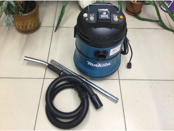 Пылесос строительный Makita VC 3510 