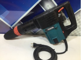 Молоток отбойный  Makita HM 1202 C 