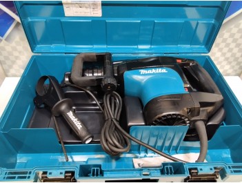 Перфоратор  Makita HR 4501 C
