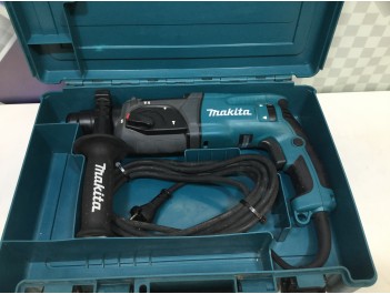 Перфоратор Makita HR 2470 