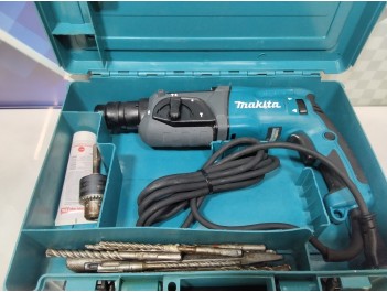 Перфоратор Makita HR 2470  (б/у)