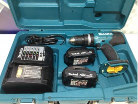 Шуруповерт Makita BHP453