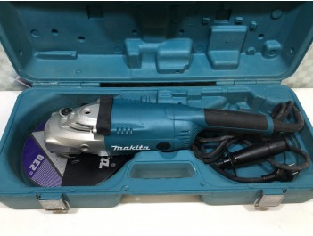 Шлифмашина угловая Makita GA 9020