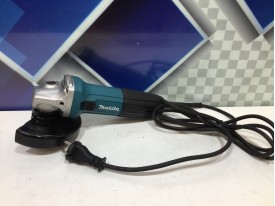 Шлифмашина угловая Makita GA 5030 R