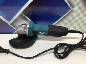 Шлифмашина угловая Makita GA 5030 R