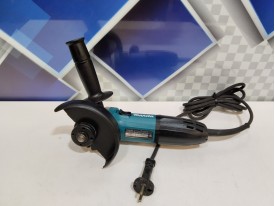 Шлифмашина угловая Makita GA 5030 