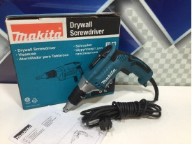 Дрель-шуруповёрт MAKITA FS4300