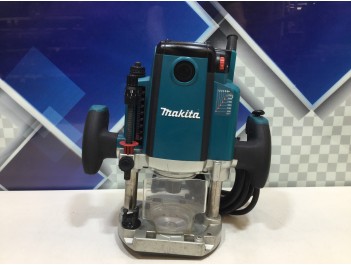 Фрезер Makita RP 2300 FC 