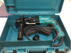 Перфоратор Makita HR 2450 