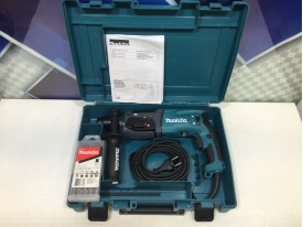 Перфоратор Makita HR 2470 