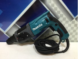 Перфоратор Makita HR 2470 